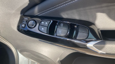 Nissan Juke 1.6 Hybrid Tekna 5dr Auto Hybrid Hatchback